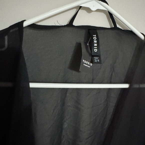 Torrid Black Shiffon Robe - Picture 5 of 6